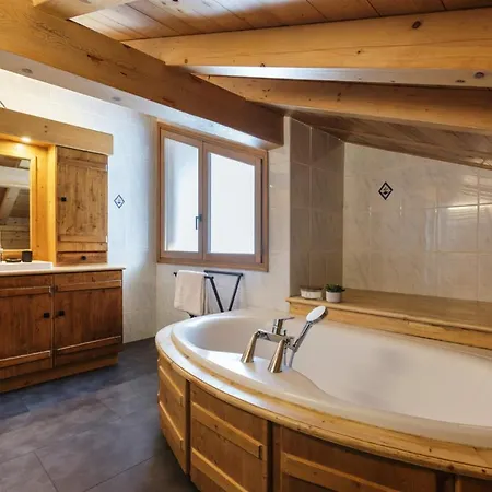 Grosse Pierre 180m2 Cheminee Jacuzzi Vue Taconnaz Les Houches
