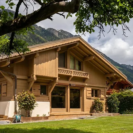 Chalet Grosse Pierre 180m2 Cheminee Jacuzzi Vue Taconnaz *
